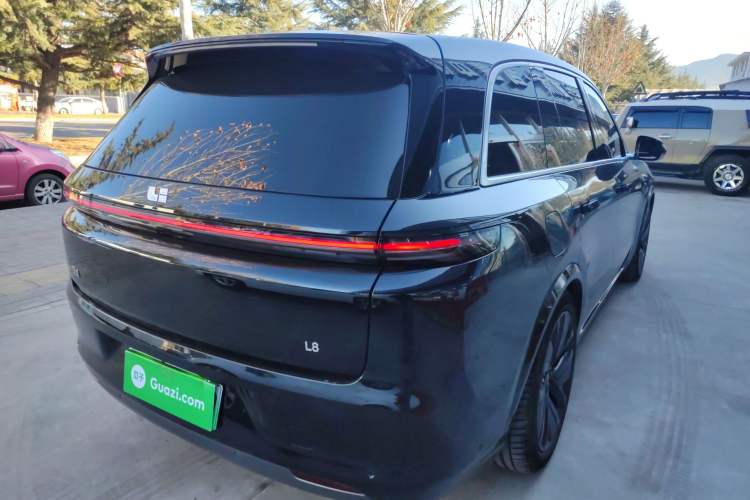 Used Li Auto L8 2024 Pro Model
