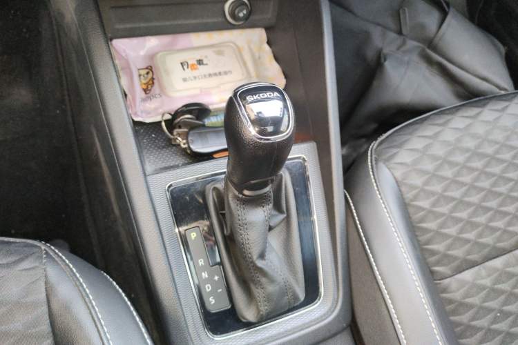 Used Skoda Kamiq 2018 1.5L Automatic Comfort Edition China V Standard Gear Lever