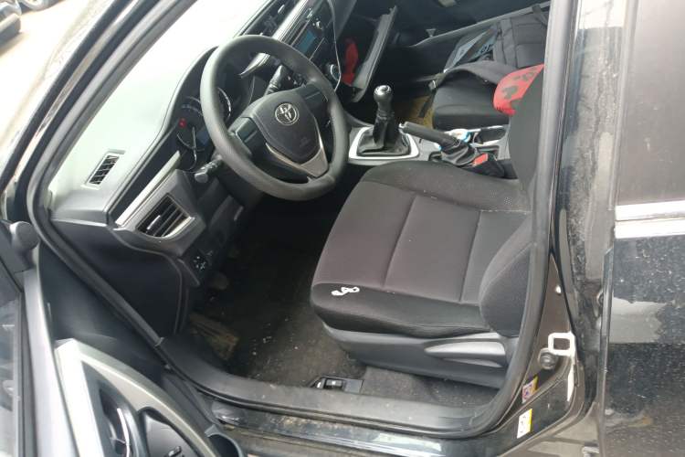 Used Toyota Corolla 2014 1.6L Manual GL