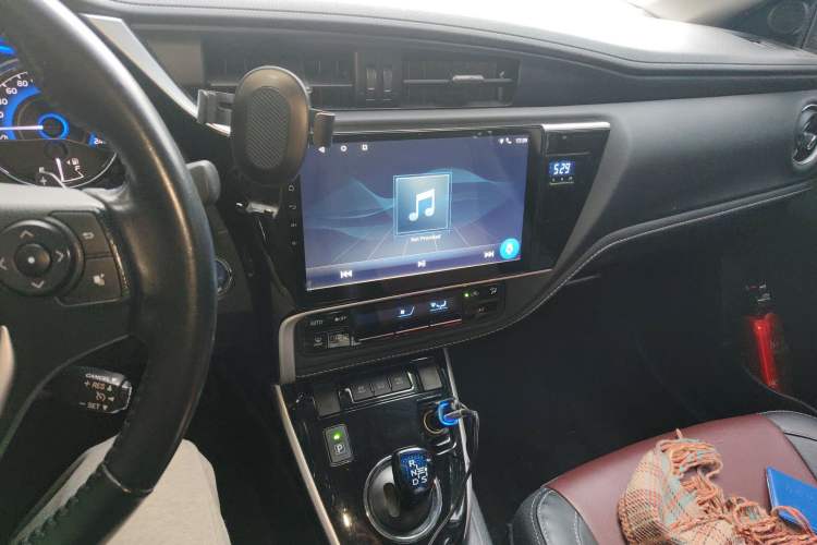 Used Toyota Corolla 2018 Dual-Engine 1.8L E-CVT Smart Edition