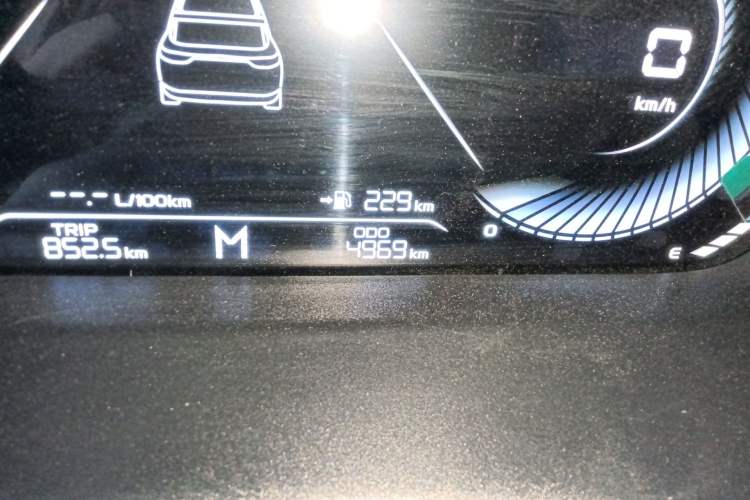 Used Geely Auto Emgrand 2025 4th Generation 1.5L Manual – Dragon Edition