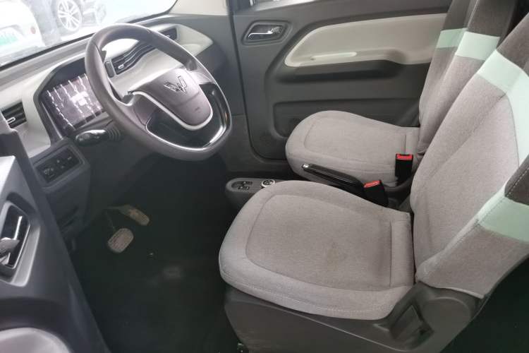 Used Wuling Hongguang MINIEV 2021 Macaron Fashion Model Lithium Iron Phosphate Left Front Seat