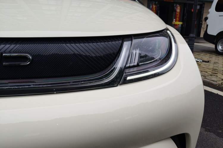 Used BYD Dolphin 2021 405 km Fashion Edition Left Front Headlight