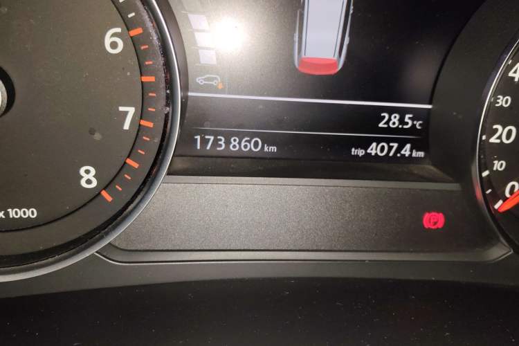 Used Volkswagen Touareg 2011 3.0 TSI Comfort Version