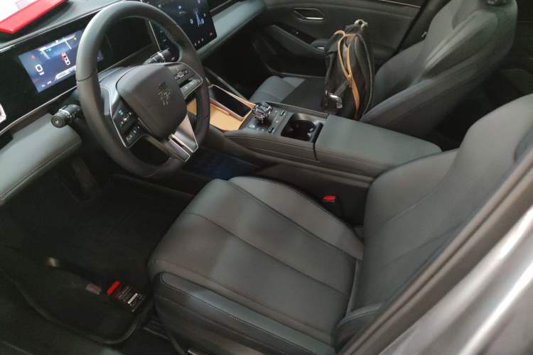 Used BYD Qin L 2024 DM-i 120KM Leading Model