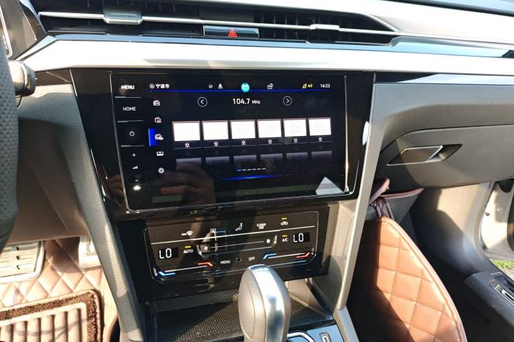 Used Volkswagen FAW-Volkswagen CC 2025 Model, Facelifted, 330TSI, Glamorous—Shared Edition Audio And AC Panel