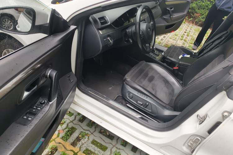 Used Volkswagen FAW-Volkswagen CC 2018 1.8TSI Prestige Model
