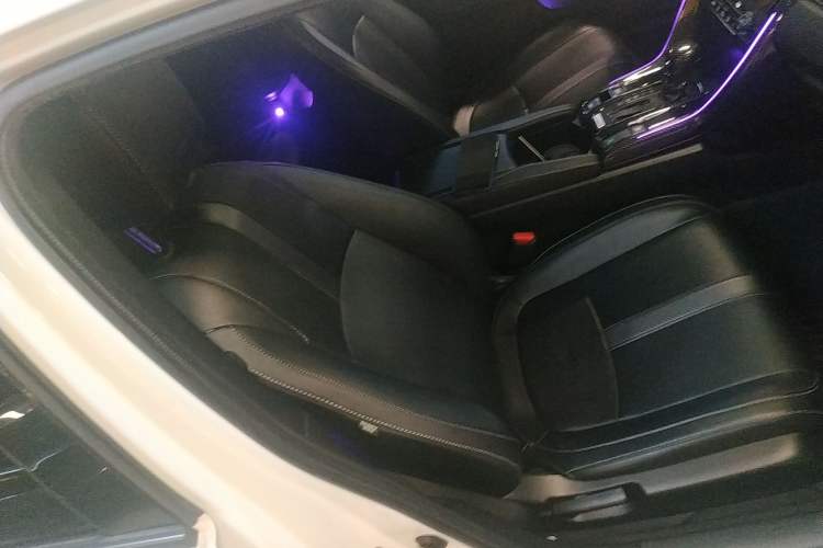 Used Honda Civic 2021 HATCHBACK 220TURBO CVT New Trendsetter