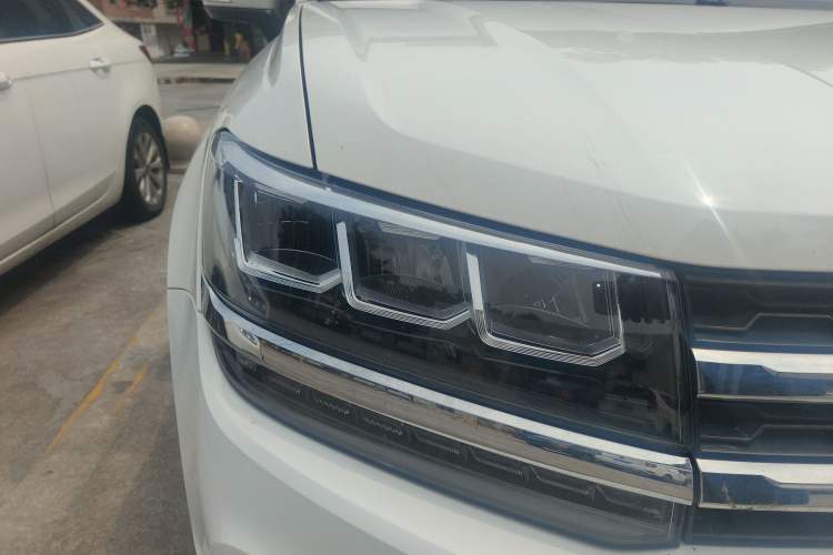 Used Volkswagen Tharu 2022 280TSI Two-Wheel Drive Comfort Edition