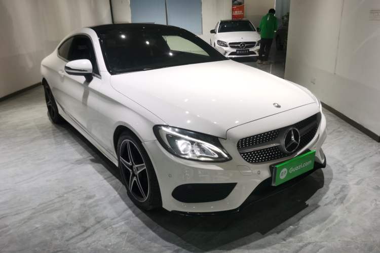 Used Mercedes-Benz C-Class 2017 Facelift C 200 Coupe
