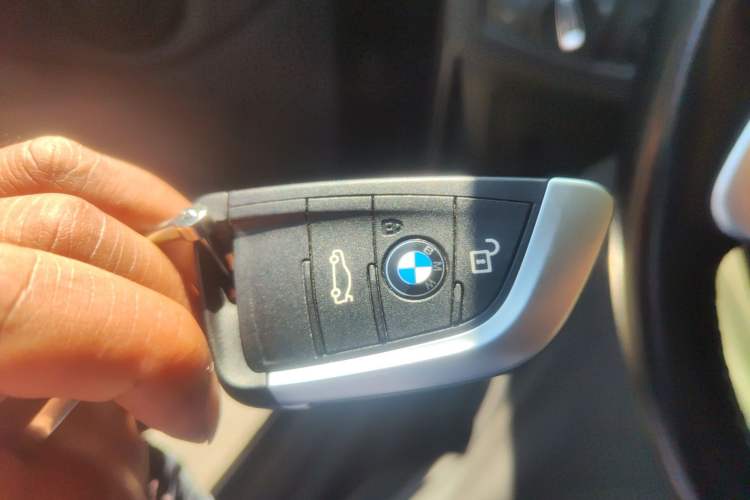 Used BMW X1 2016 sDrive18Li Premium Edition
