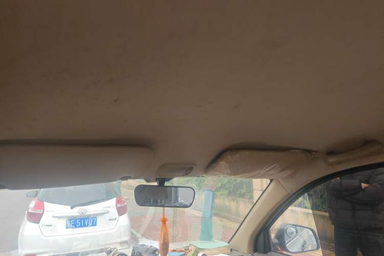 Used Wuling Hongguang V 2019 1.5L Jingqu Version China VI LAR