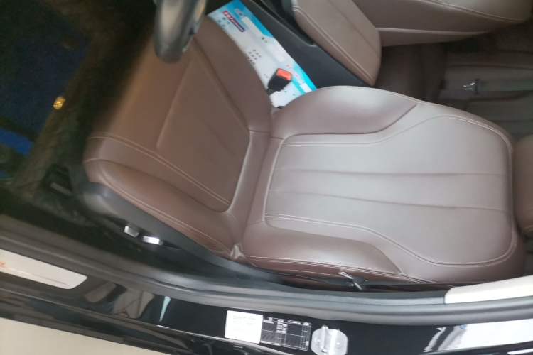 Used BMW 5 Series 2019 Facelifted 525Li Luxury Package Left Front Seat