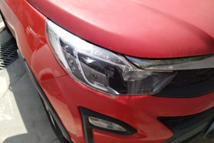 Used BYD Yuan 2017 1.5L Automatic Cool & Stylish Model Right Front Headlight