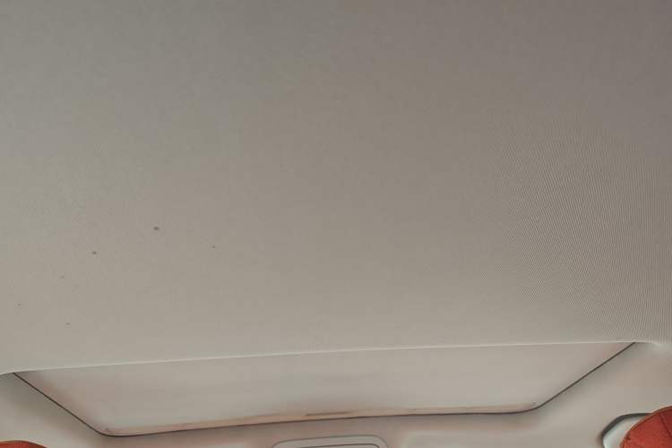 Used Volkswagen Sagitar 2014 1.6L Automatic Comfort Model Headliner