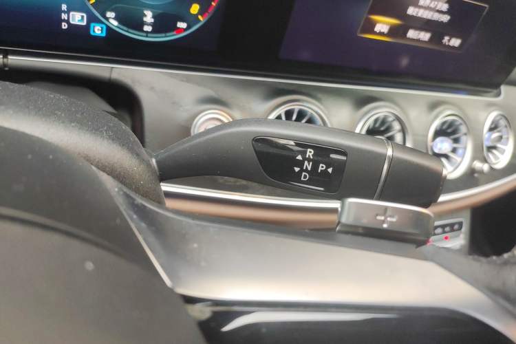 Used Mercedes-Benz E-Class 2021 E 300 L Sporty and Stylish Model