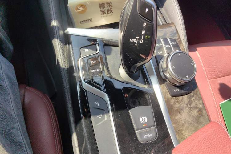 Used BMW 5 Series 2018 Restyled 530Li Luxury Edition M Sport Package