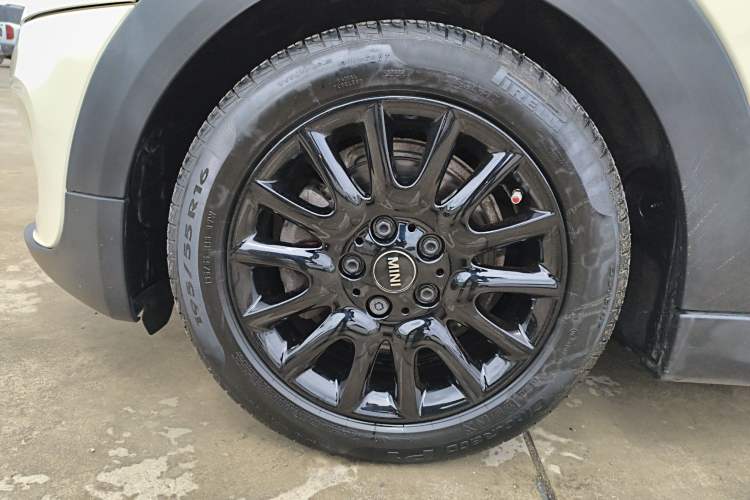 Used MINI 2019 1.5T COOPER Classic Edition Five-Door Version Left Front Wheel Hub