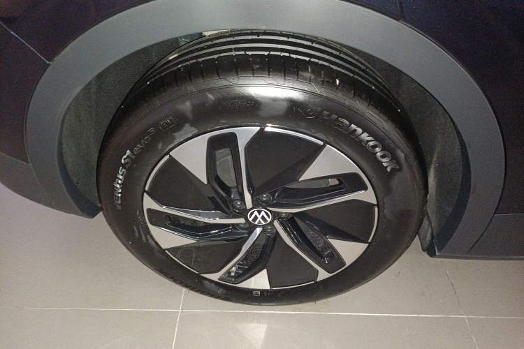 Used Volkswagen ID.4 CROZZ 2025 Pure Edition