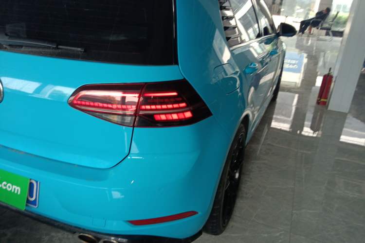 Used Volkswagen Golf 2020 Charming Edition 280TSI DSG R-Line
