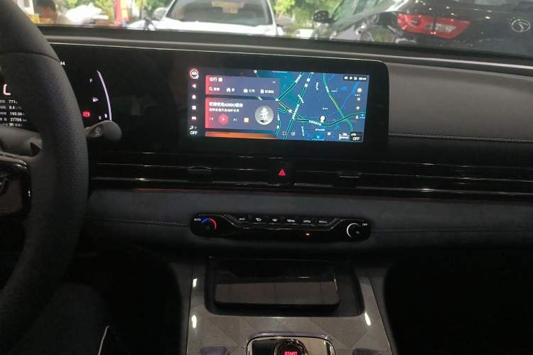 Used GAC Trumpchi EMPOW 2024 400T Automatic Yingbao R PRO Edition
