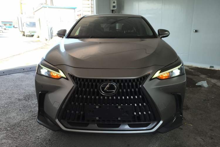 Used Lexus NX 2022 260 Front-Wheel Drive Chuan Yue Edition
