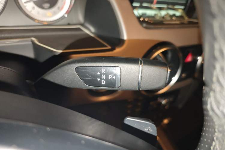 Used Mercedes-Benz GLK-Class 2015 GLK 300 4MATIC Fashion Edition Ultimate Version