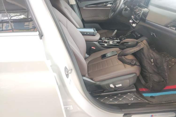 Used BMW X3 2020 xDrive25i M Sport Package Right Front Seat