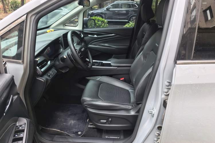 Used SAIC MAXUS G50 2023 PLUS 1.5T Automatic Custom Entry-Level Model