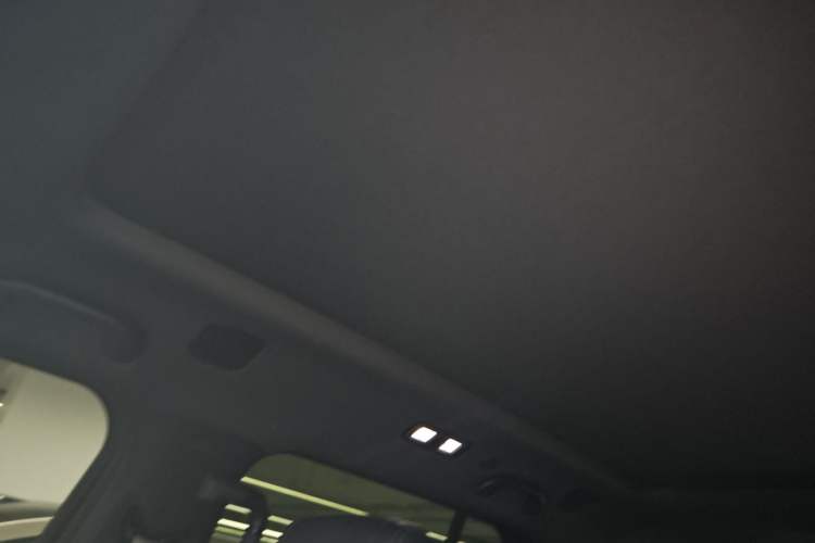 Used Formula Leopard 5 2023 Explore Edition
