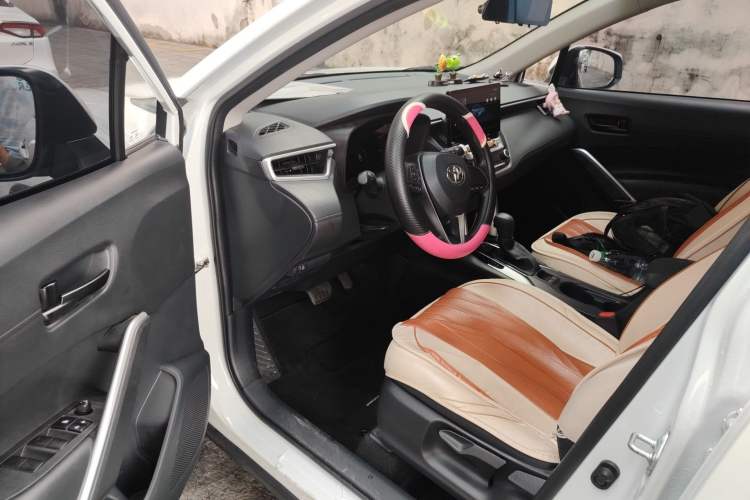 Used Toyota FRONTLANDER 2023 2.0L CVT Elite Edition Driver Seat