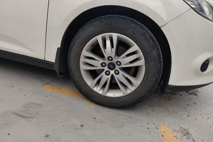 Used Ford Focus 2012 Sedan 1.6L Automatic Comfort Model