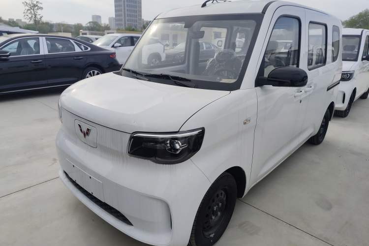 Used Wuling Zhiguang New Energy 2025 Standard Model