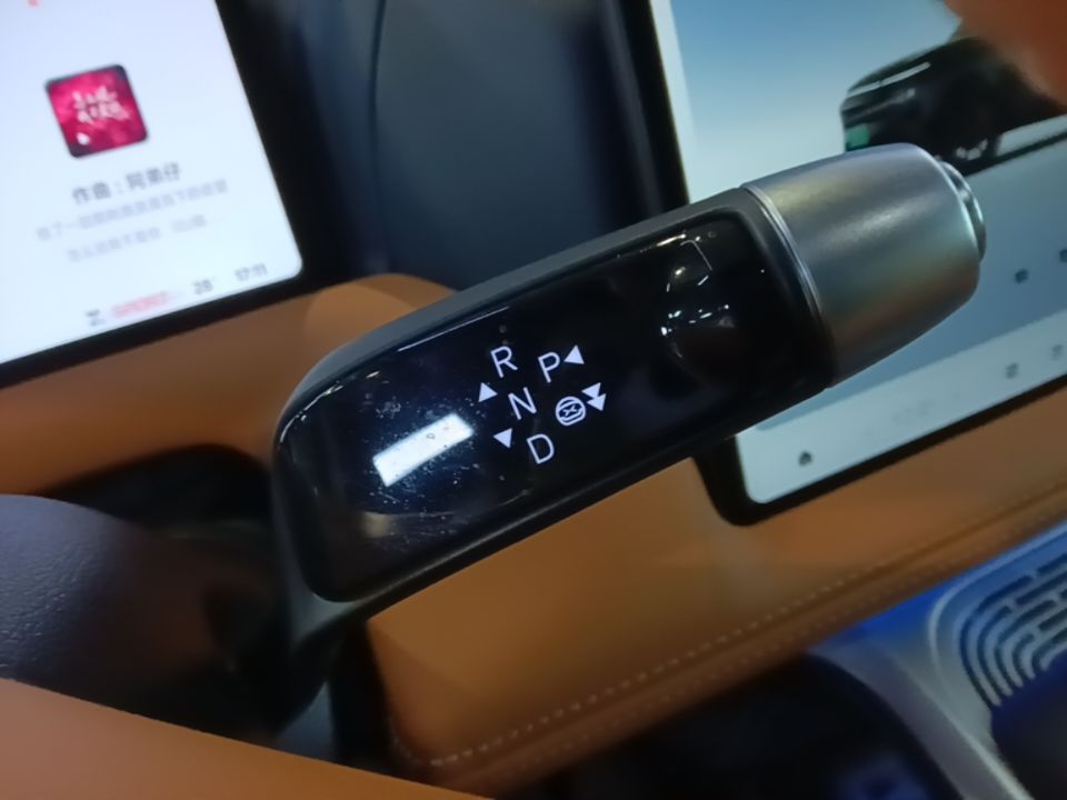 XPeng G9 2026 Model, 725 Max — снимка 16