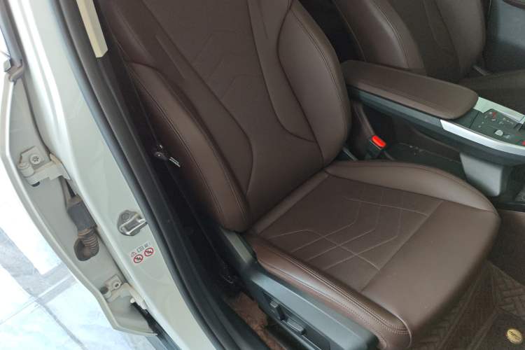 Used BMW X1 2024 sDrive25Li X Design Package Right Front Seat