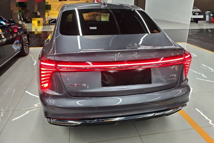 Used Hongqi H5 2025 2.0T Automatic Flag Edition – 500 000 Units Commemorative Version