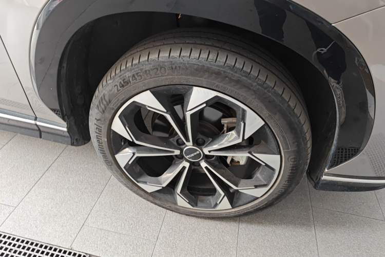 Used Roewe RX5 New Energy 2023 eRX5 Super Hybrid Prestige Edition Right Front Wheel Hub