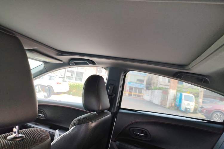 Used Honda XR-V 2017 1.8L EXi CVT Comfort Version Headliner