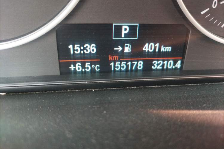 Used BMW 3 Series 2015 320i Luxury Line Stylish Edition