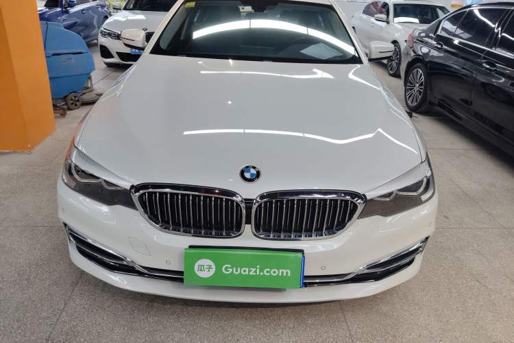 Used BMW 5 Series 2018 525Li Luxury Package
