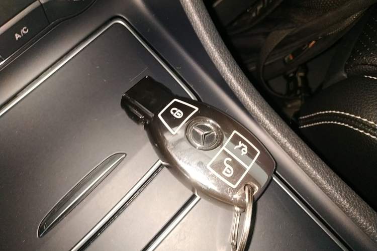 Used Mercedes-Benz GLA 2017 GLA 200 Fashion Model Vehicle Key