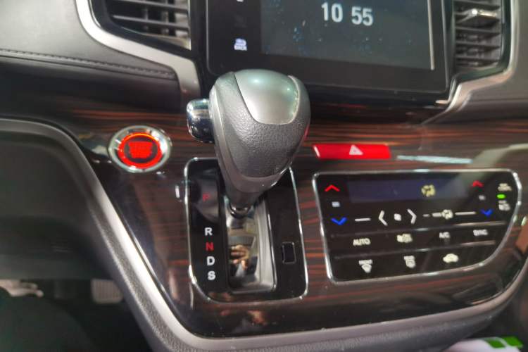 Used Honda Odyssey 2018 2.4L Luxury Edition
