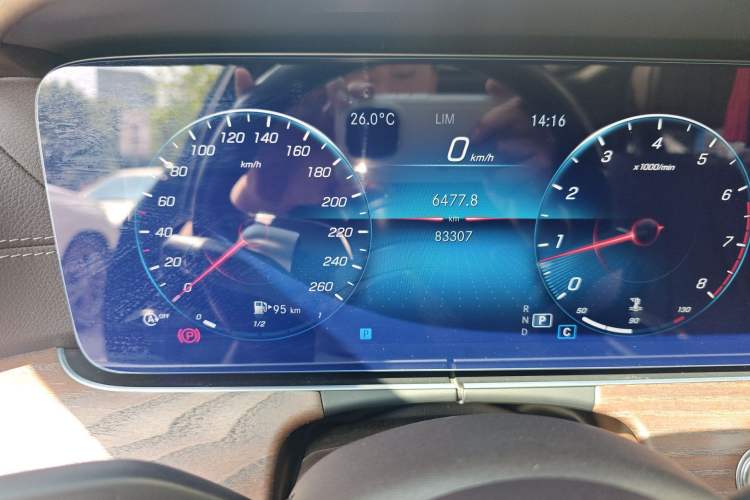 Used Mercedes-Benz E-Class 2022 Second Facelift E 300 L Luxury Edition
