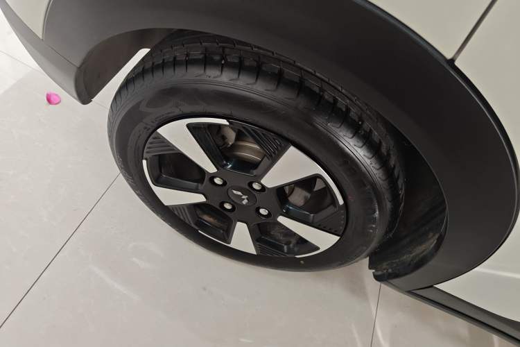 Used Wuling Bingo PLUS 2024 510 km Flagship Edition Four-Seater Version
