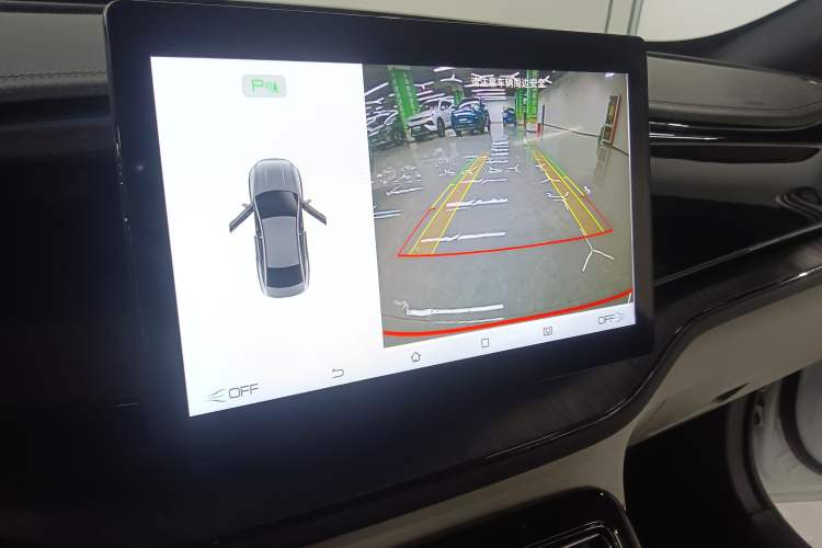 Used BYD Qin PLUS 2023 Champion Edition DM-i 55KM Leading Model Audio And AC Panel