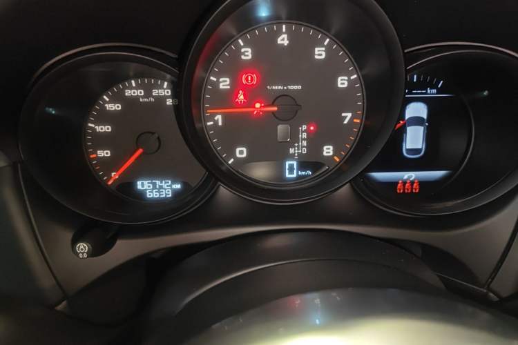 Used Porsche Macan 2018 Macan 2.0T