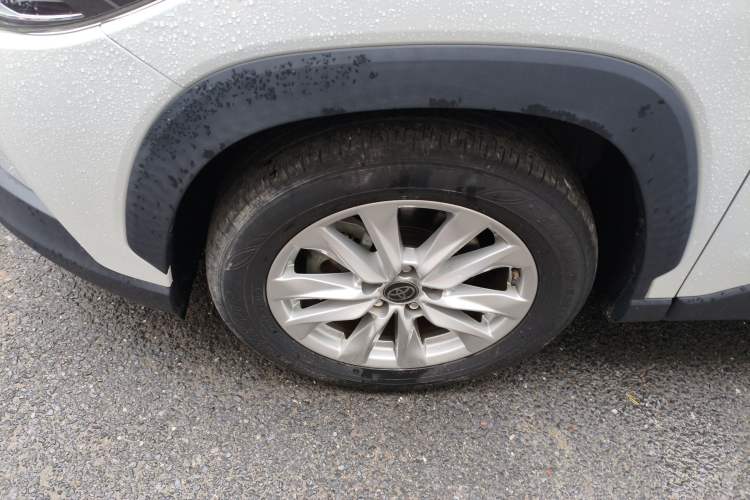 Used Toyota Corolla Cross 2022 2.0L Deluxe Edition Left Front Wheel Hub