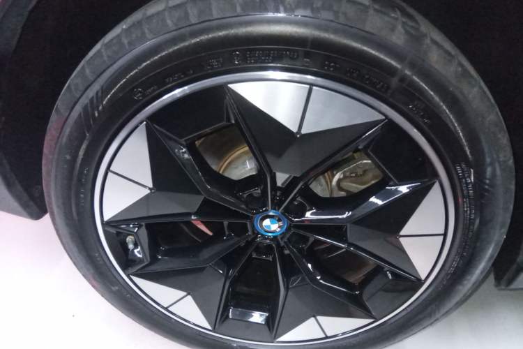 Used BMW iX3 2021 Updated Leading Type Right Rear Wheel Hub