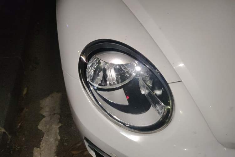 Used Volkswagen Beetle 2018 180TSI Yile Model Right Front Headlight