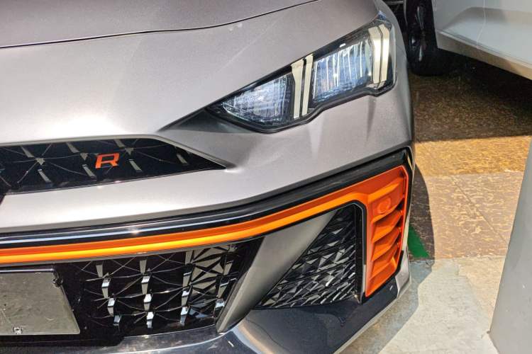 Used GAC Trumpchi EMPOW 2024 400T Automatic Yingbao R MAX Edition
